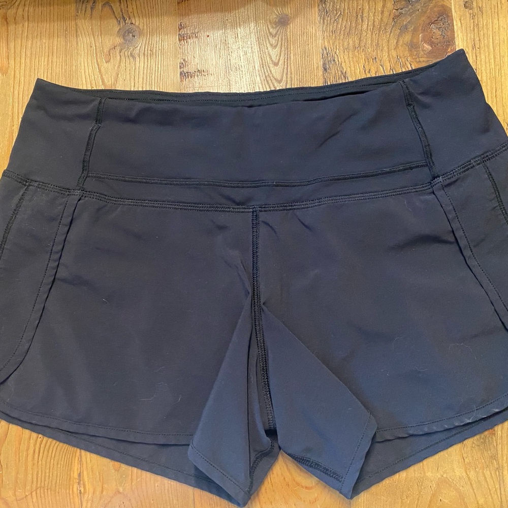 Lululemon Black Speed up shorts